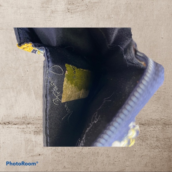 Vera Bradley Ellie Blue All-in-One wristlet wallet - Picture 4 of 4